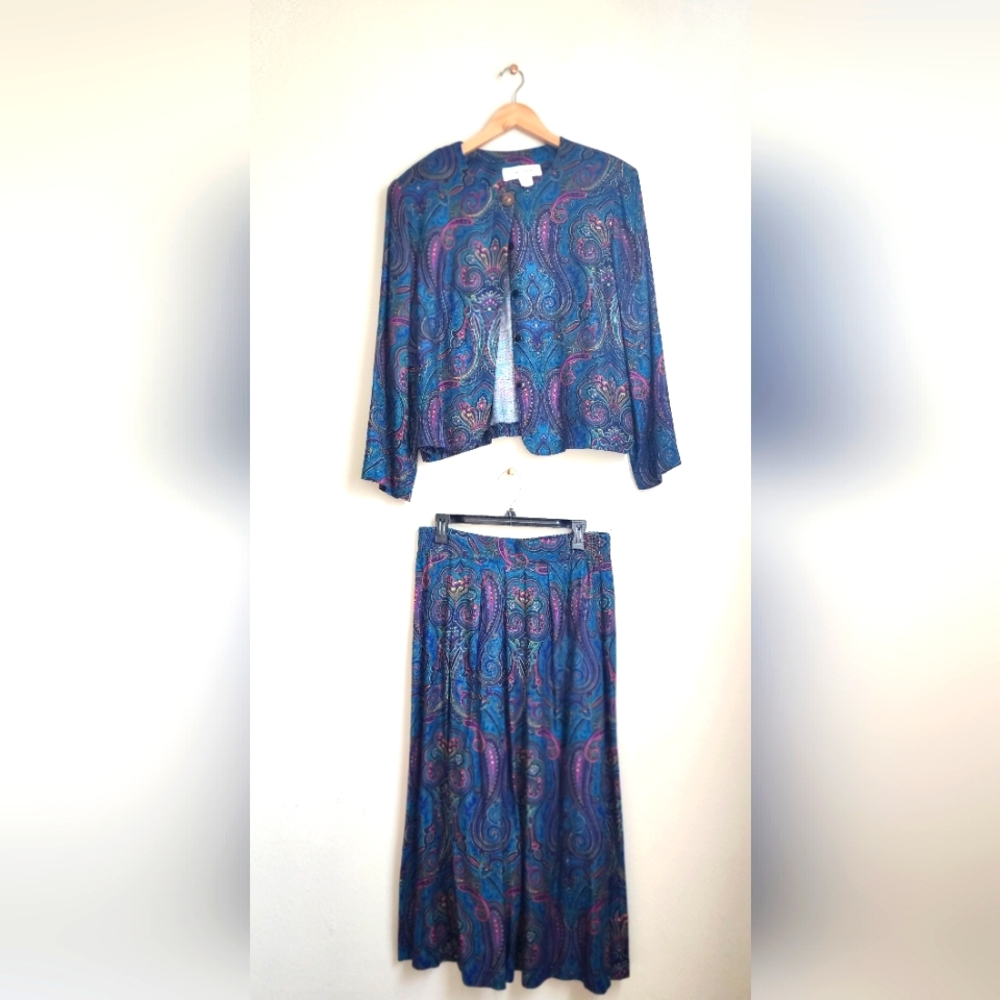 90s Vintage Blouse Multicoloured Paisley Print Long Puff Sleeve with skirt